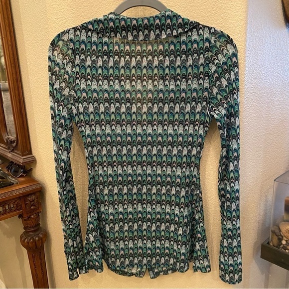 FREE PEOPLE Women Green Patterned Mesh Lucky Shirtee Button Top Size Small - Picture 4 of 8